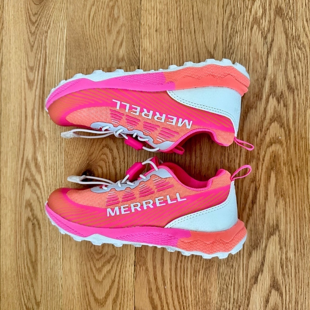 Merrell Kids Agility Peak KDZ Hiking Boot Shoe (Little Kids) in Pink/Orange - Picture 7 of 11